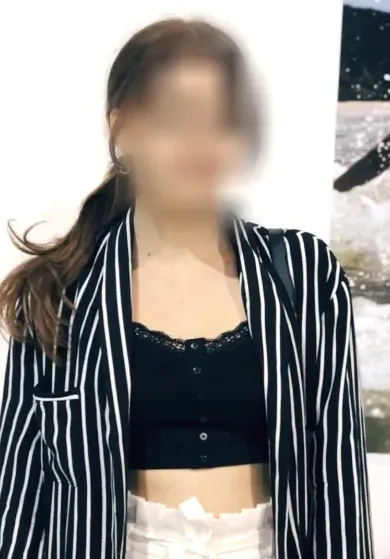 Sara, 28 ans